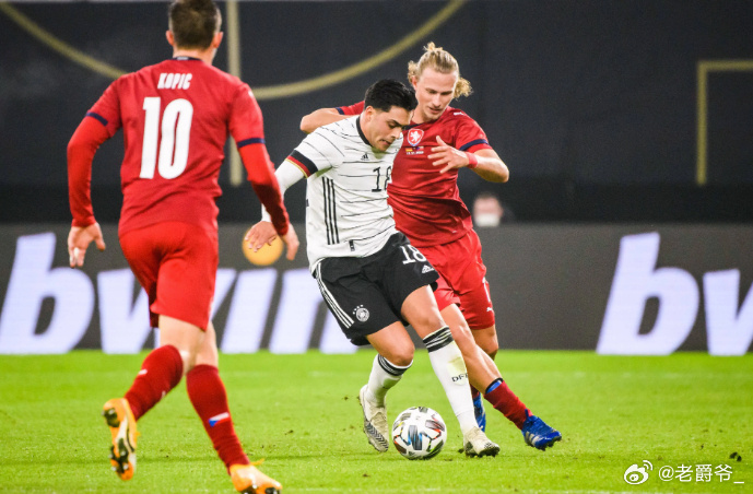 雷速官网下载-苏格兰队备战欧国联关键战和捷克队交锋