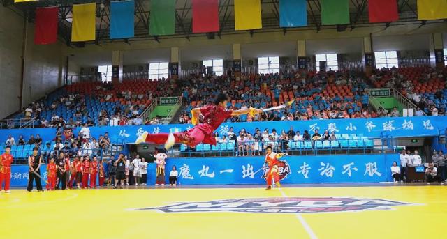 雷速官网下载-主场作战助球队夺得重要胜利