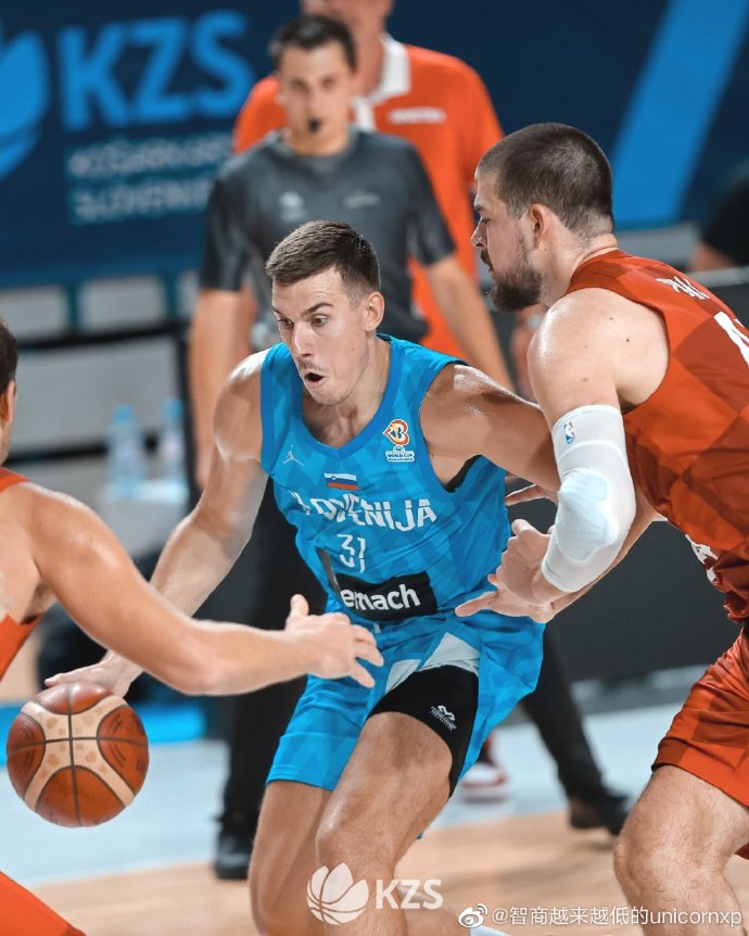 雷速官网下载-斯洛文尼亚球员因表现出色获得称赞