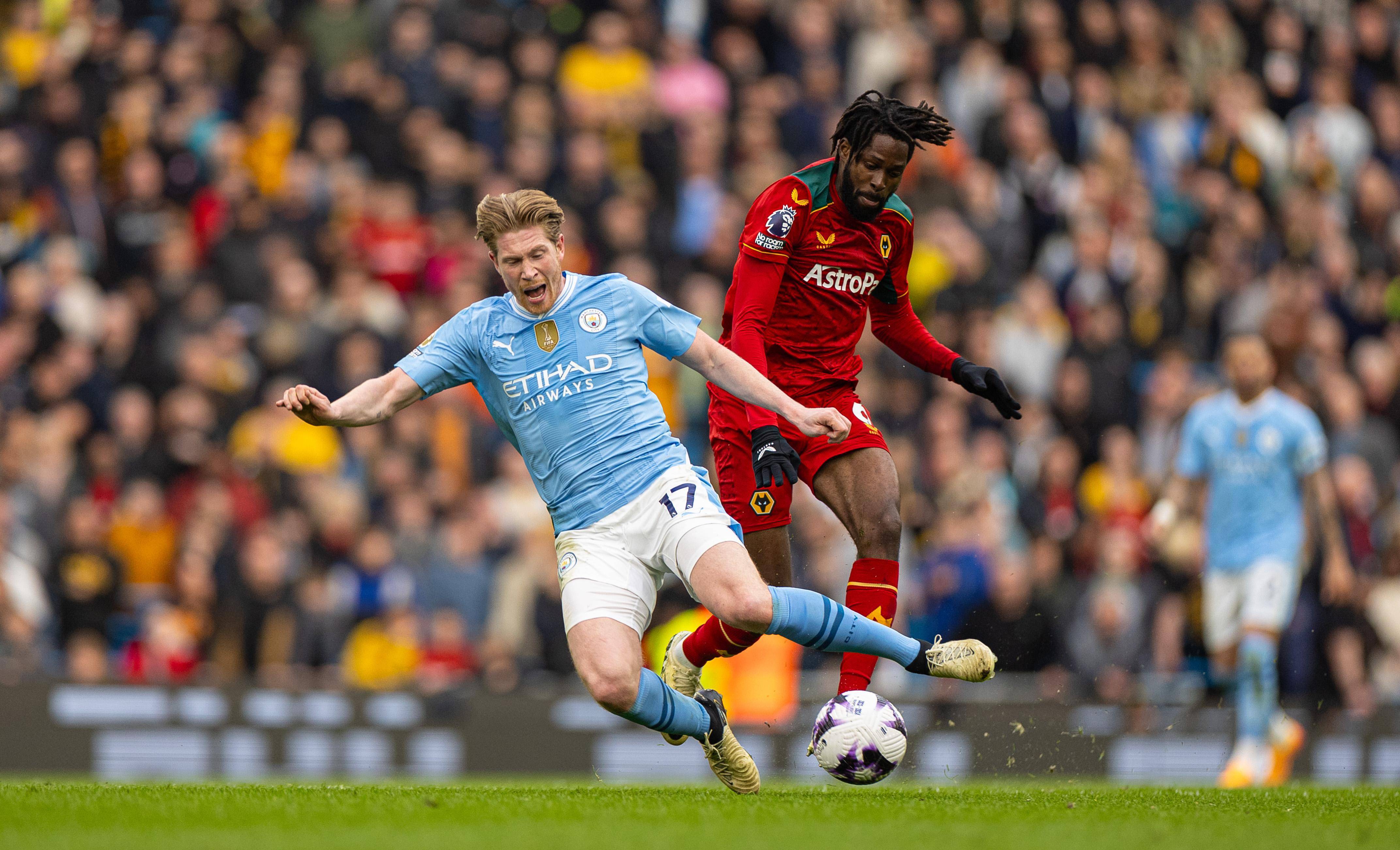 雷速直播-利物浦惨败：曼城王者气势蓬勃